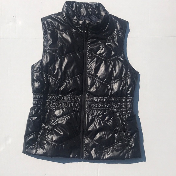 Nautica Jackets & Blazers - ☕️Black Nautica Vest Cinched at the Waist